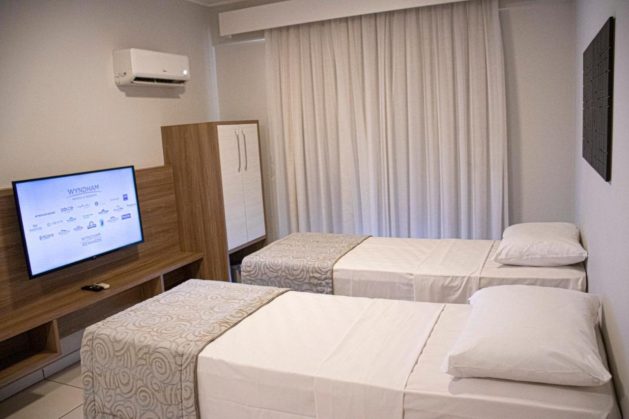 Wyndham Olimpia Royal Hotels Exterior foto