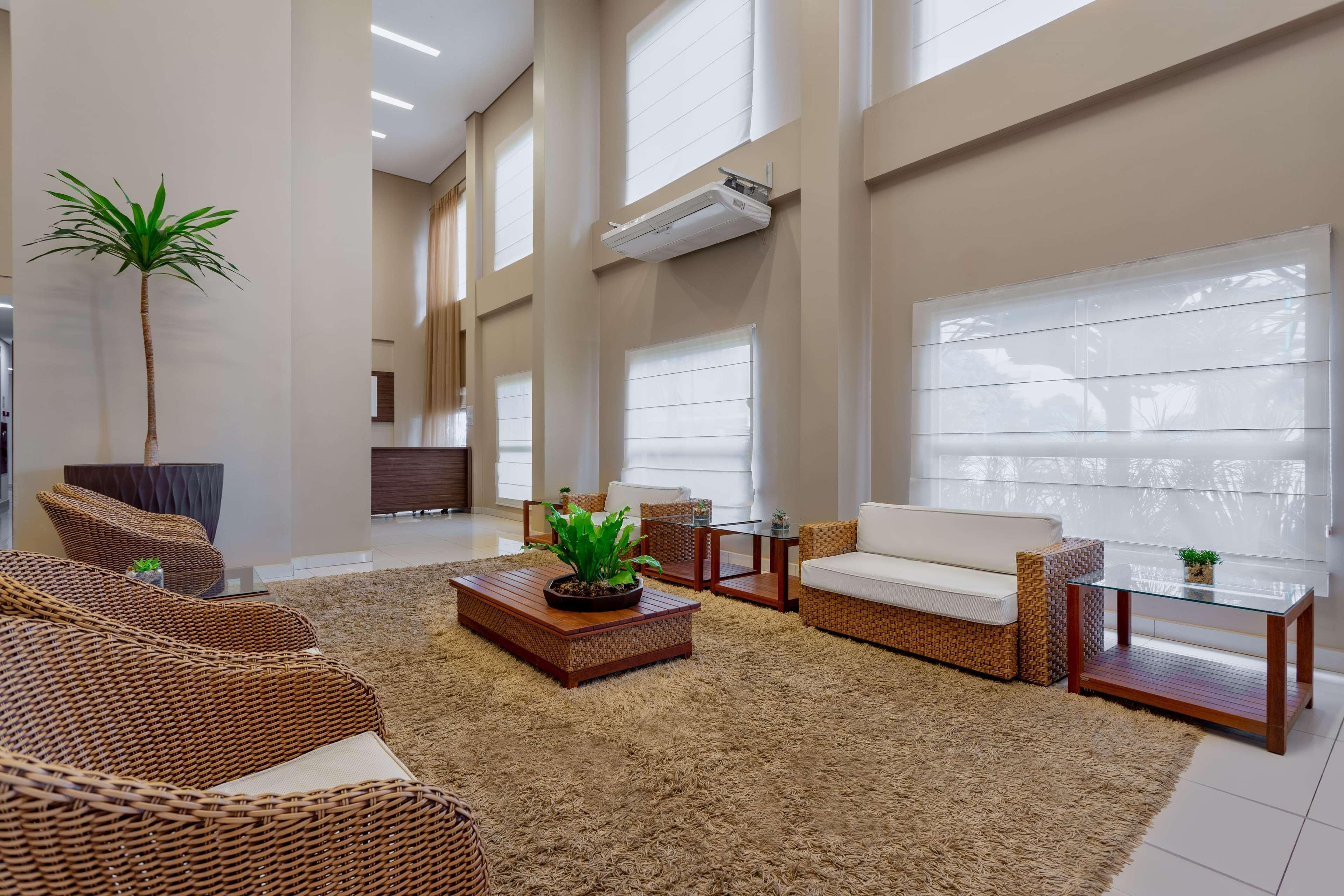 Wyndham Olimpia Royal Hotels Exterior foto A living room with a carpet